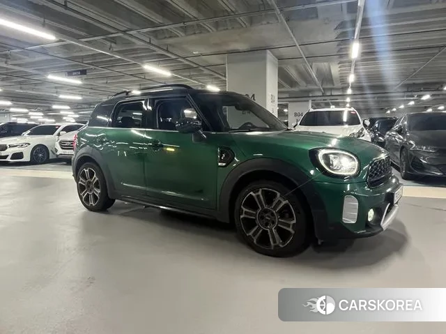 Mini Cooper S Countryman 2023 Светло-зеленый из Кореи, фото 3