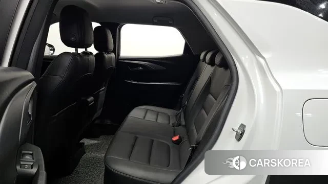 Chevrolet (GM Daewoo) Trailblazer 2023 Белый из Кореи, фото 3