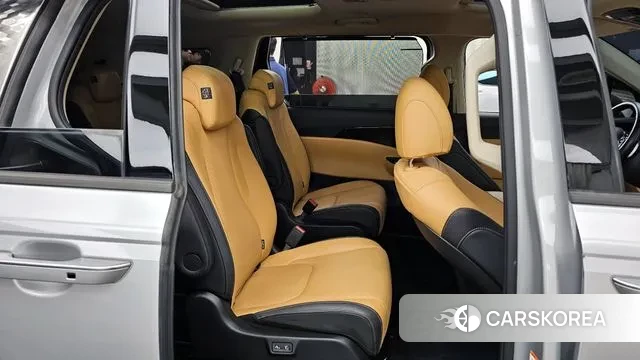 Kia Carnival 4th generation 2021 Серебристо-серый из Кореи, фото 3