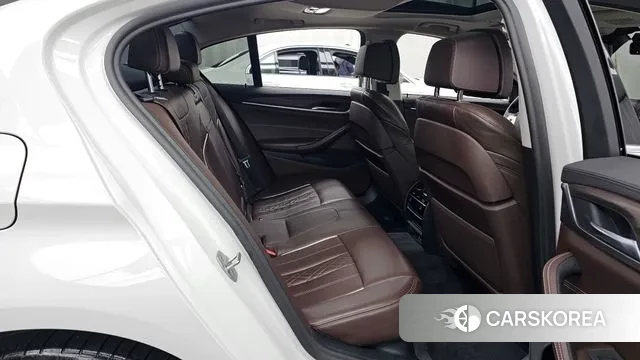 BMW 5 Series (G30) 2020 Белый из Кореи, фото 3