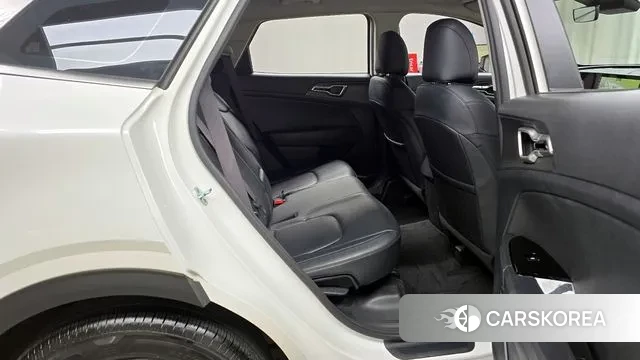 Kia Sportage 5th Generation 2022 Белый из Кореи, фото 3