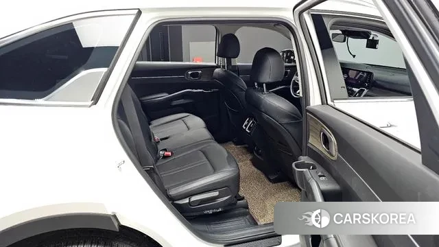 Kia Sorento 4th Generation 2023 Белый из Кореи, фото 3