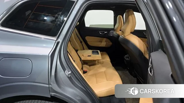 Volvo XC60 second Generation 2019 Серый из Кореи, фото 3