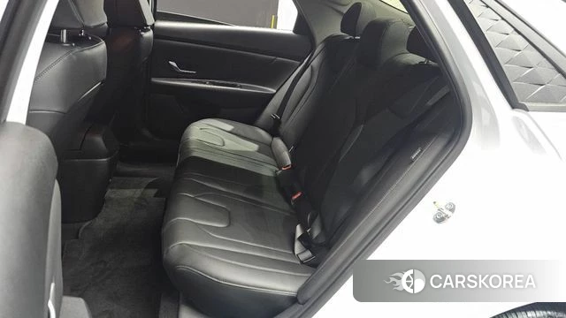 Hyundai The New Avante (CN7) 2024 Белый из Кореи, фото 3