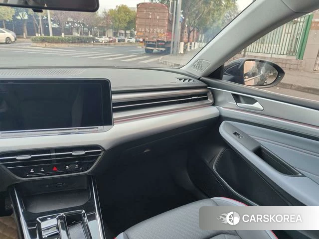 Volkswagen Lingdu 2023 Темно-серый из Китая, фото 3