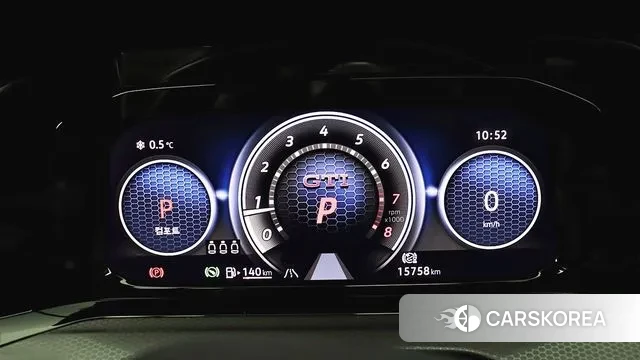 Volkswagen Golf 8th Generation 2024 Белый из Кореи, фото 3