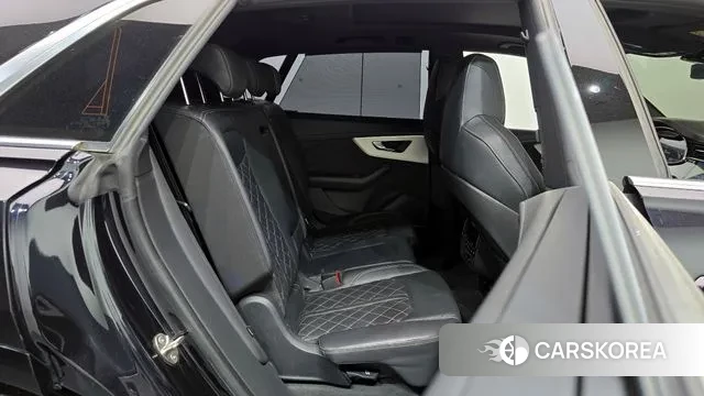 Audi Q8 (4M) 2021 Черный из Кореи, фото 3