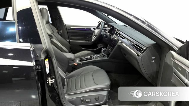 Volkswagen Arteon 2022 Черный из Кореи, фото 3