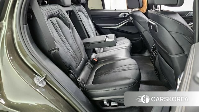 BMW X5 (G05) 2025 Песочный из Кореи, фото 3