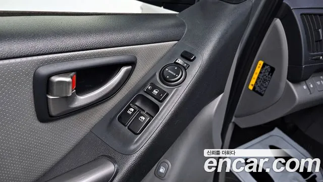 Hyundai The New Grand Starex 2019 Серебристо-серый из Кореи, фото 3