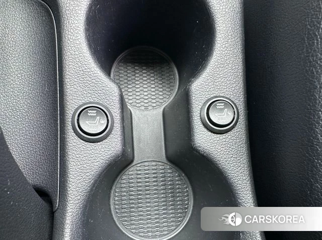 Hyundai Venue 2019 Белый из Кореи, фото 3