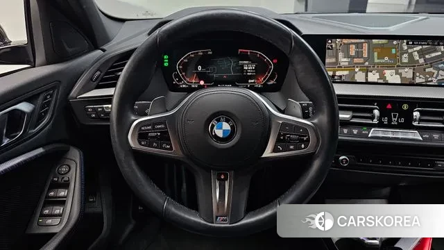 BMW 1 Series (F40) 2023 Черный из Кореи, фото 3