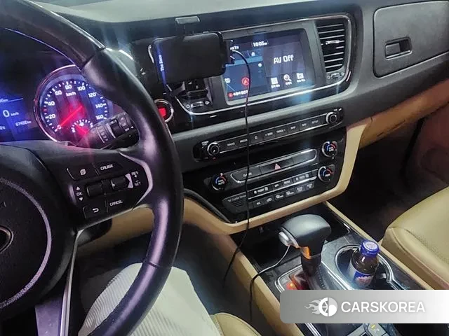 Kia The New Carnival 2020 Черный из Кореи, фото 3