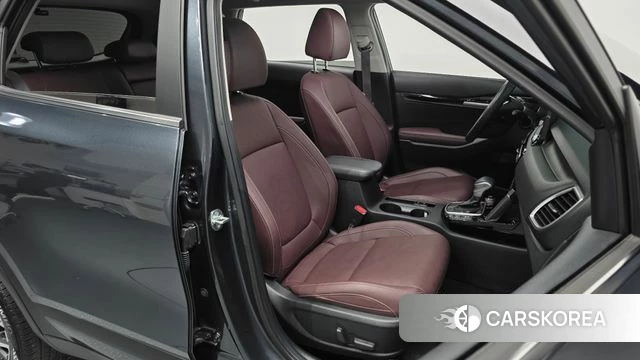 Kia Seltos 2021 Серый из Кореи, фото 3