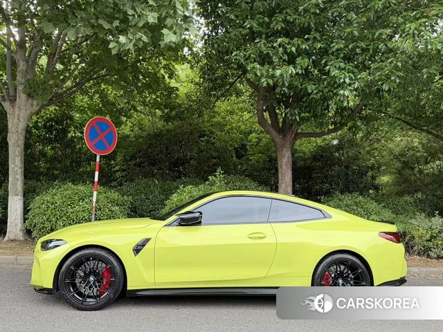 BMW M4 2025 Желтый из Китая, фото 3