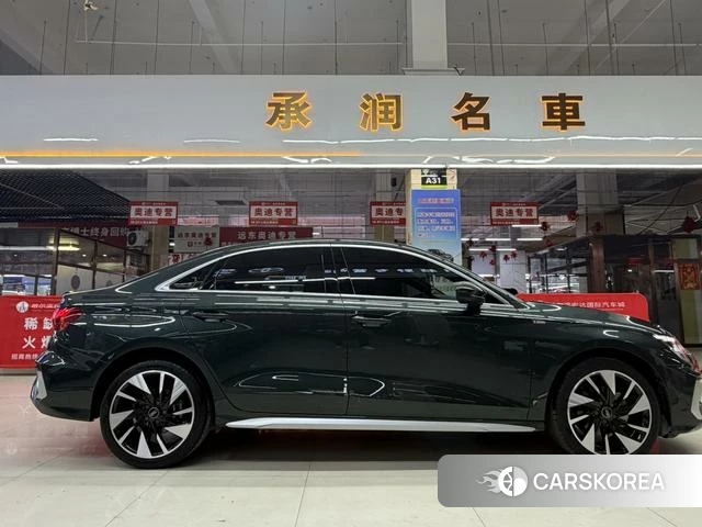 Audi A3 2023 Зеленый из Китая, фото 3