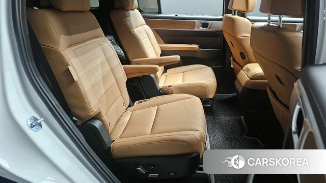 Hyundai Santa Fe (MX5) 2025 Белый из Кореи, фото 3