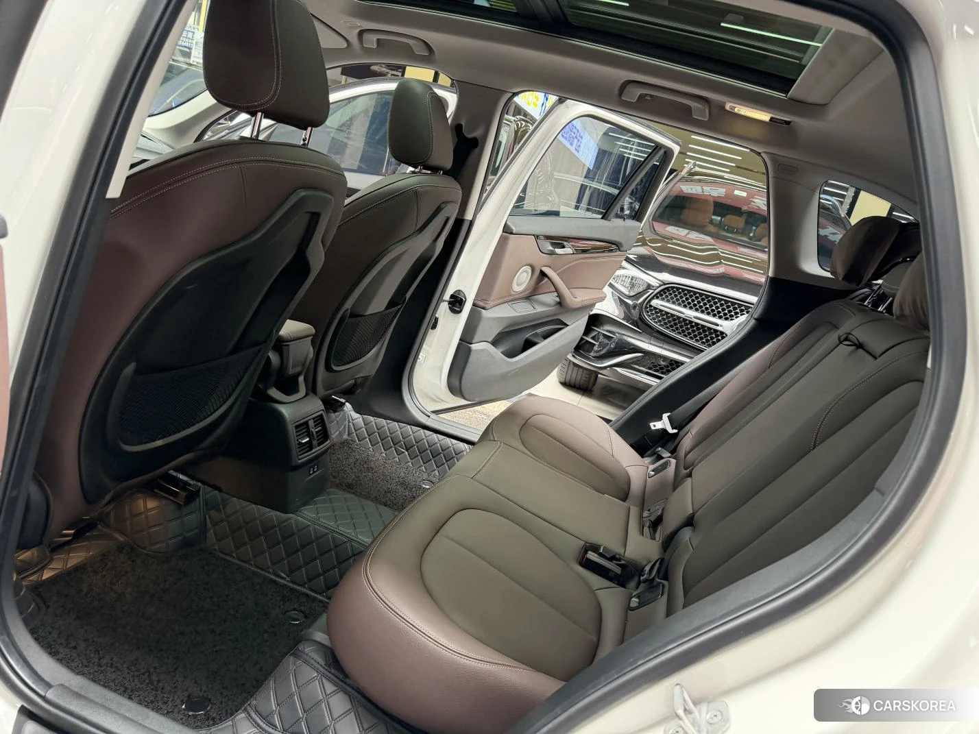 BMW X1 2021 Белый из Китая, фото 3