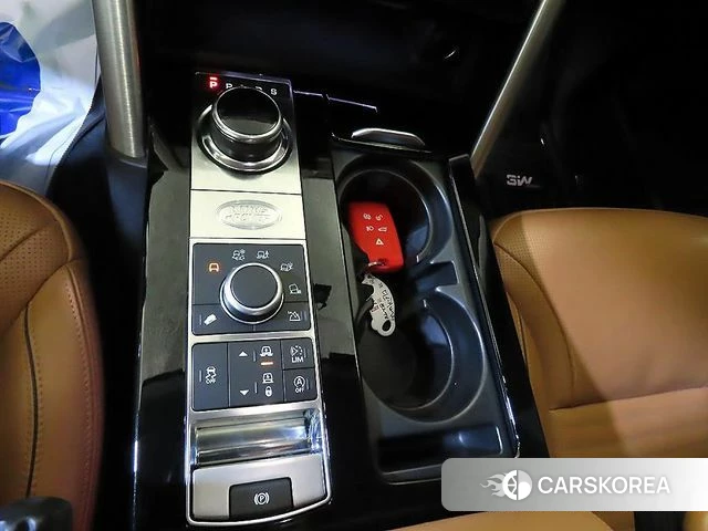 Land Rover Discovery 5 2018 Черный из Кореи, фото 3