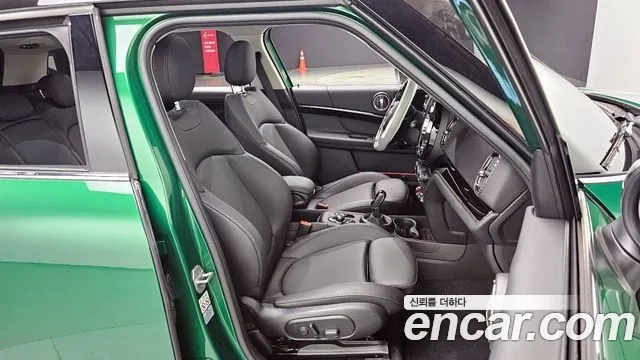 Mini Cooper Countryman 2023 Зеленый из Кореи, фото 3