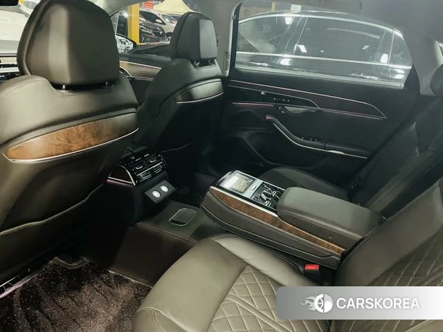 Audi A8 2020 Черный из Китая, фото 3
