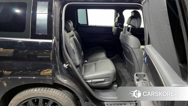 Hyundai Santa Fe (MX5) 2024 Черный из Кореи, фото 3