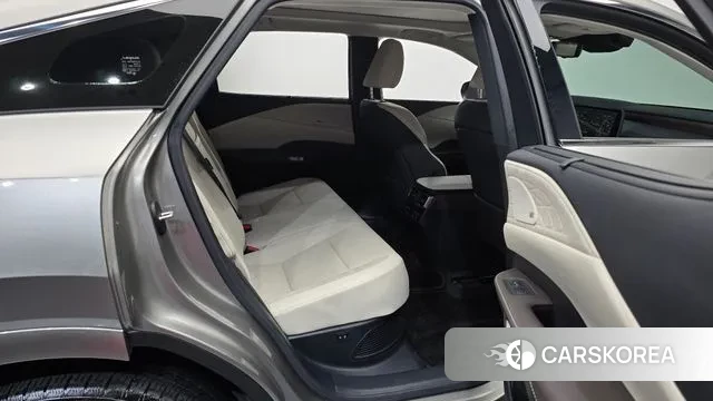 Lexus RX350h 5th generation 2024 Серебристо-серый из Кореи, фото 3