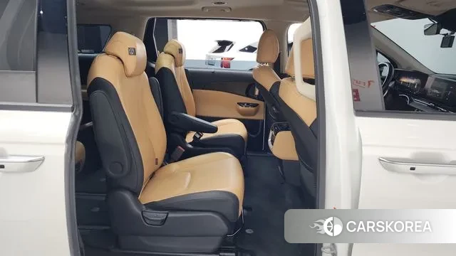 Kia Carnival 4th generation 2023 Белый из Кореи, фото 3