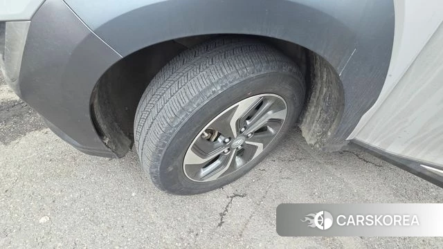 Hyundai The New Kona Hybrid 2022 Серебристо-серый из Кореи, фото 3