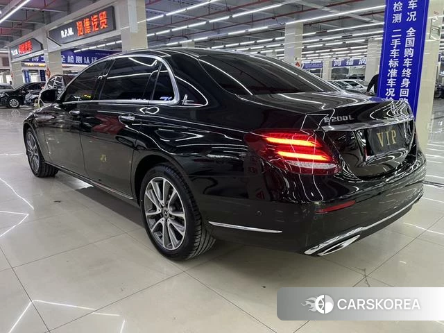 Mercedes-Benz E-class 2018 Черный из Китая, фото 3