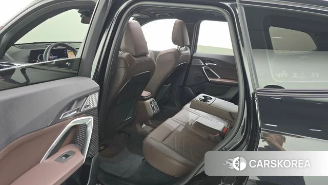 BMW X1 (U11) 2023 Черный из Кореи, фото 3