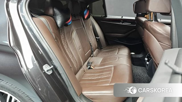 BMW 5 Series (G30) 2019 Черный из Кореи, фото 3