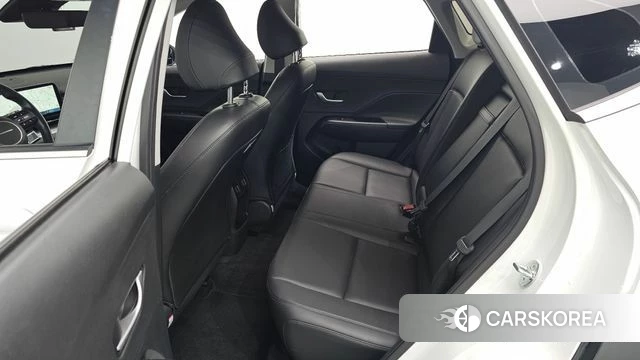 Hyundai Kona (SX2) 2023 Белый из Кореи, фото 3