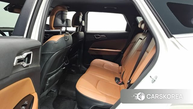 Kia Sportage 5th Generation 2023 Белый из Кореи, фото 3