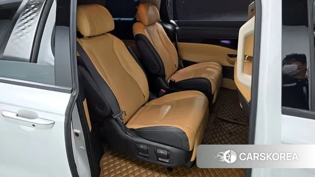 Kia Carnival 4th generation 2023 Белый из Кореи, фото 3