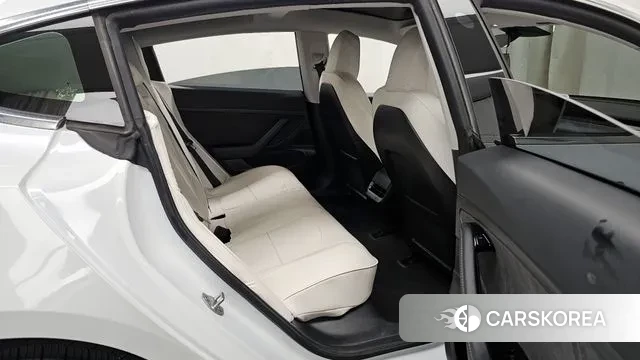 Tesla Model 3 2020 Белый из Кореи, фото 3