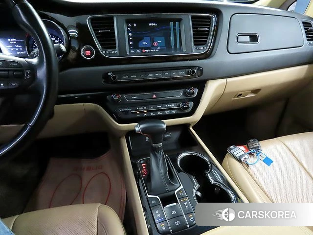 Kia The New Carnival 2019 Белый из Кореи, фото 3
