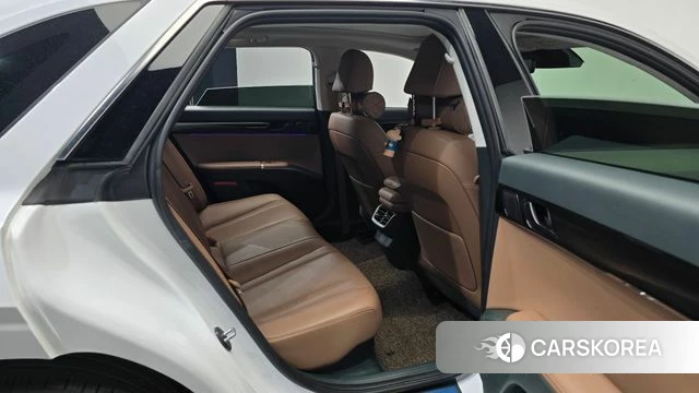 Hyundai Grandeur Hybrid (GN7) 2024 Белый из Кореи, фото 3