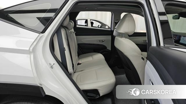 Hyundai The New Tucson (NX4) 2024 Белый из Кореи, фото 3