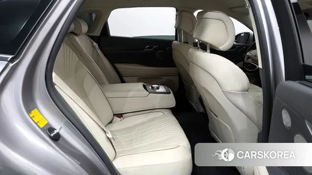 Genesis G80 (RG3) 2023 Серебристо-серый из Кореи, фото 3