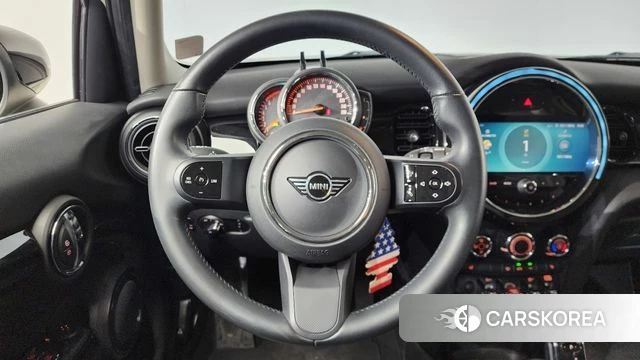 Mini Cooper 2021 Жемчужный цвет из Кореи, фото 3