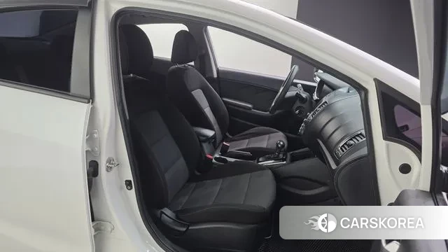 Kia The New K3 2018 Белый из Кореи, фото 3