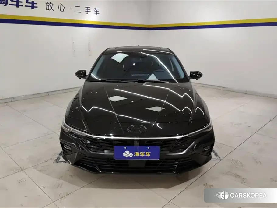Hyundai Elantra 2025 Черный из Китая, фото 3