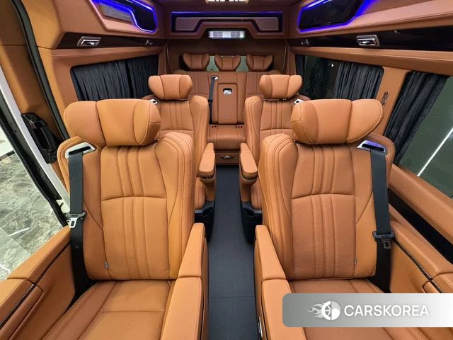Toyota Hiace 2026 Черный из Китая, фото 3