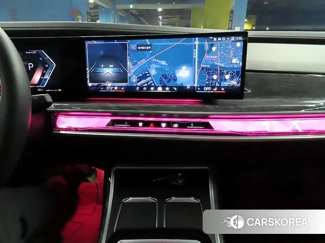 BMW 7 Series (G70) 2024 Черный из Кореи, фото 3