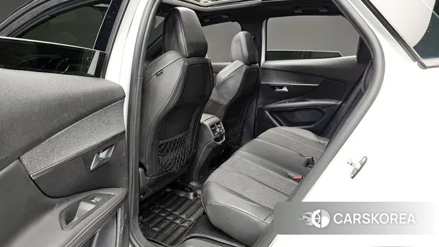 Peugeot 3008 second generation 2018 Белый из Кореи, фото 3