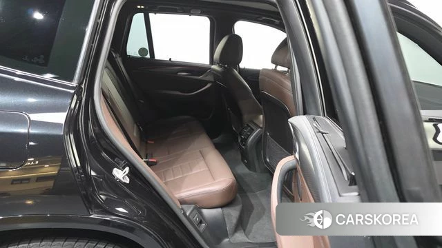 BMW X3 (G01) 2024 Черный из Кореи, фото 3