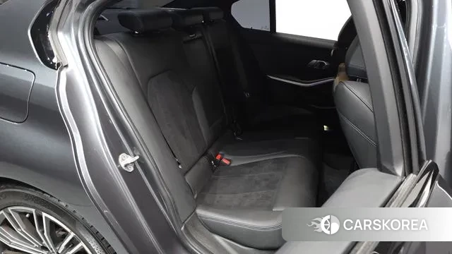 BMW 3 Series (G20) 2020 Серый из Кореи, фото 3