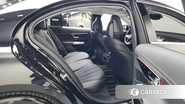 Mercedes-Benz E-Class W214 2025 Черный из Кореи, фото 3