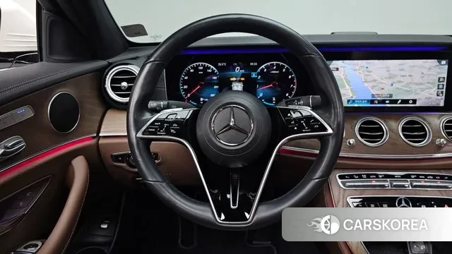 Mercedes-Benz E-Class W213 2020 Белый из Кореи, фото 3